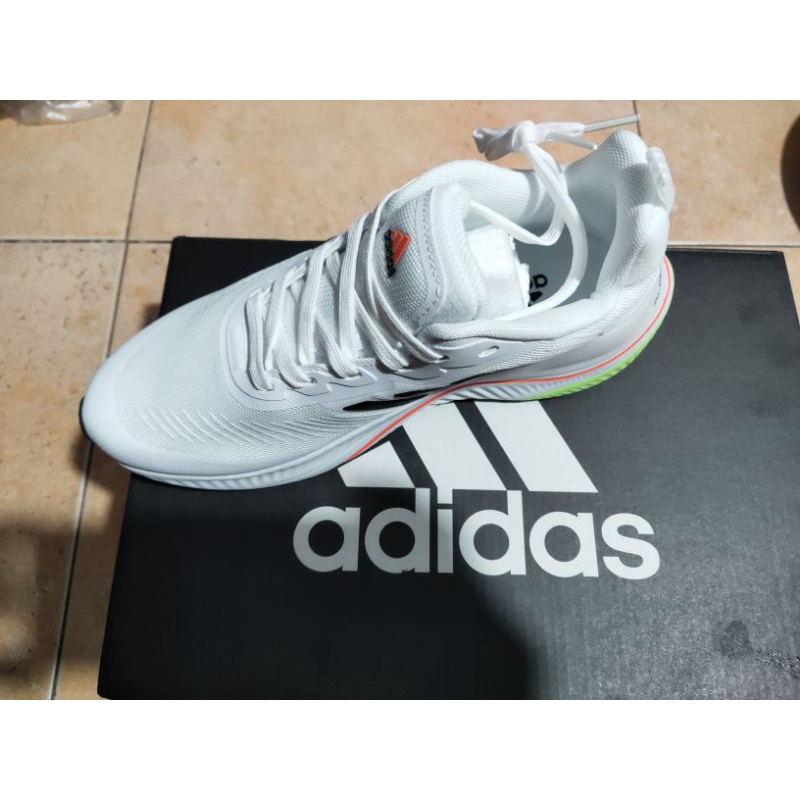 Giày Nike, Adidas chính hãng cty đang sx, liên hệ để biết mẫu mã đang sx theo thực tế 🥰