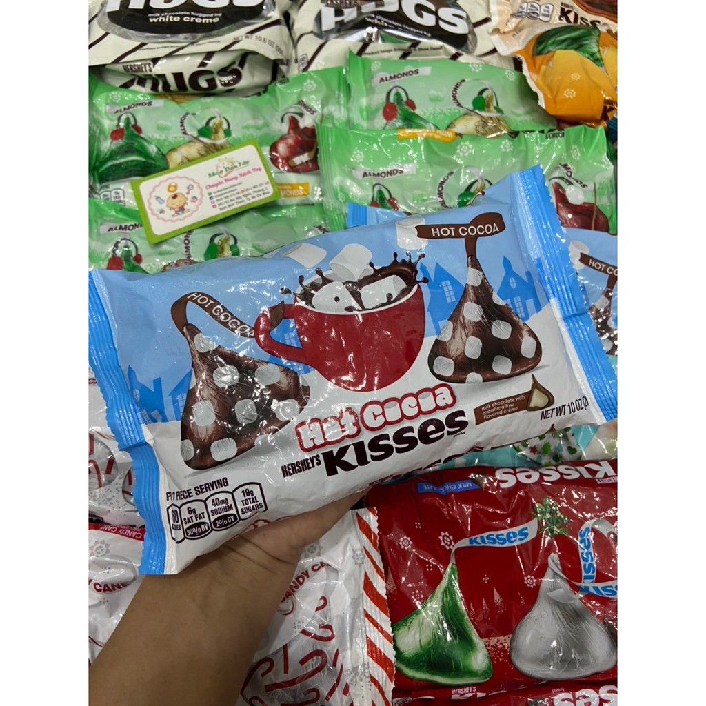 Kẹo Chocolate Hershey's Kisses - phiên bản giới hạn Giáng Sinh