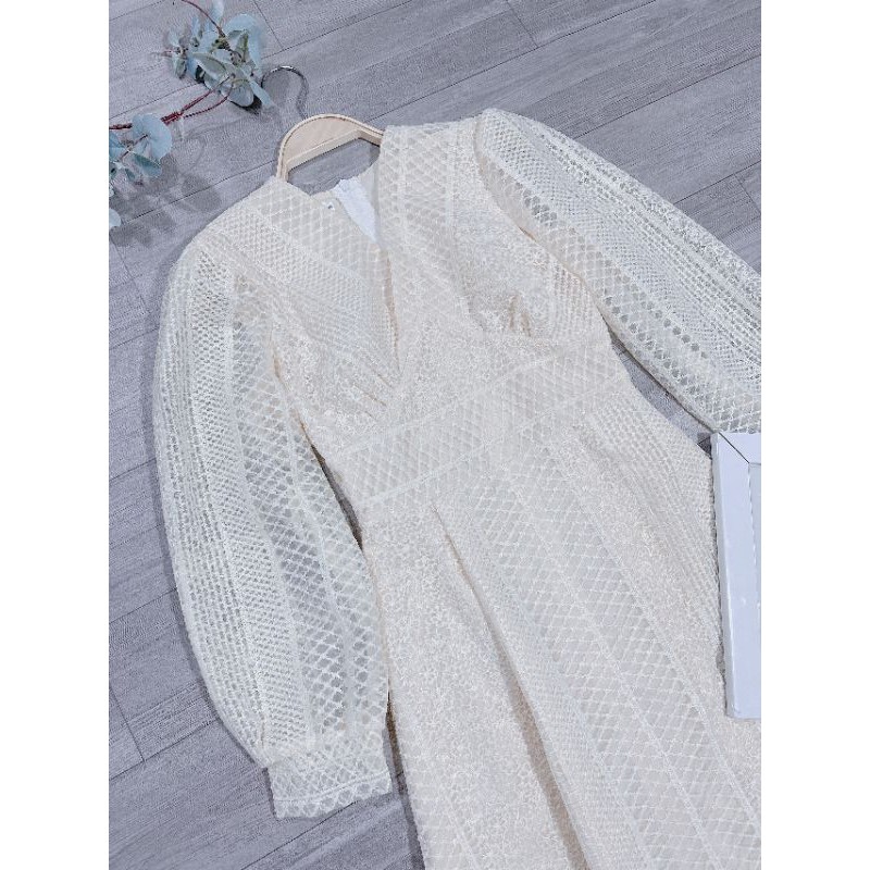 Váy Ren cổ V siêu xịn. | BigBuy360 - bigbuy360.vn