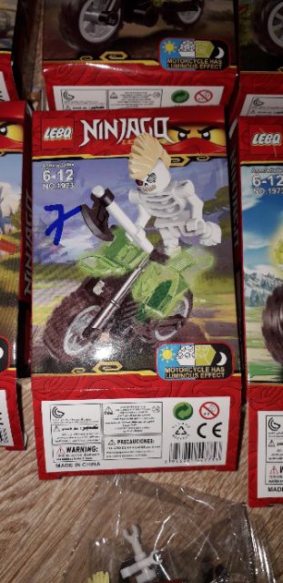 Lắp ráp LegoNinjago xe mô tô 1973 rất đẹp