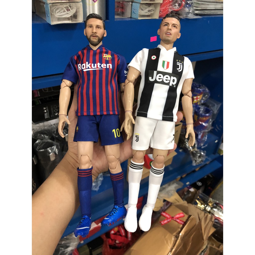 Tượng 1:6 cầu thủ messi ronaldo 30cm