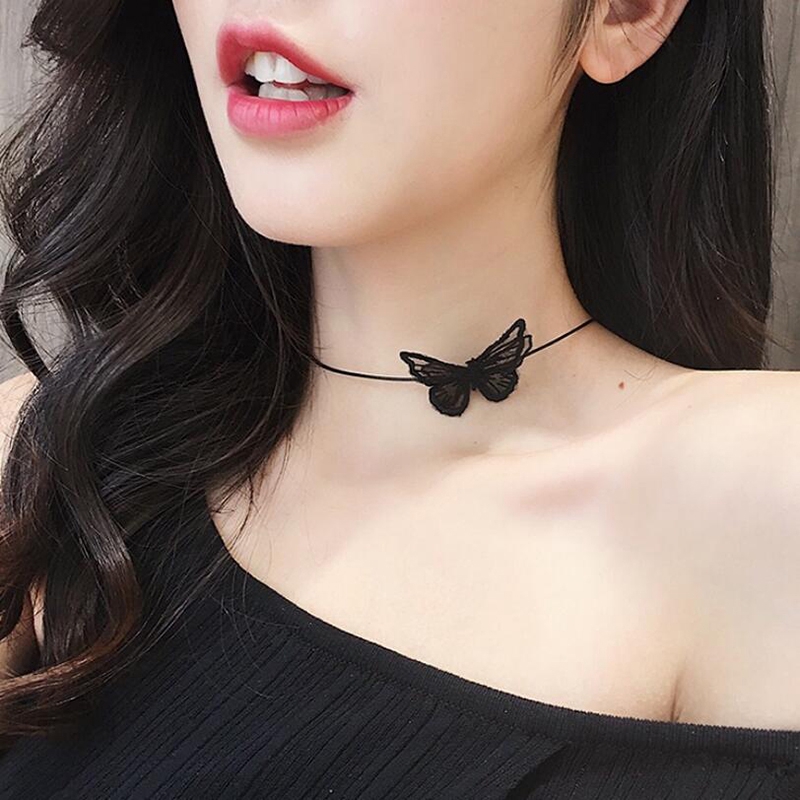 [Mã FASHIONCB232 hoàn tối đa 15K xu đơn 50K] Vòng cổ choker ren hình bướm trắng / đen | BigBuy360 - bigbuy360.vn