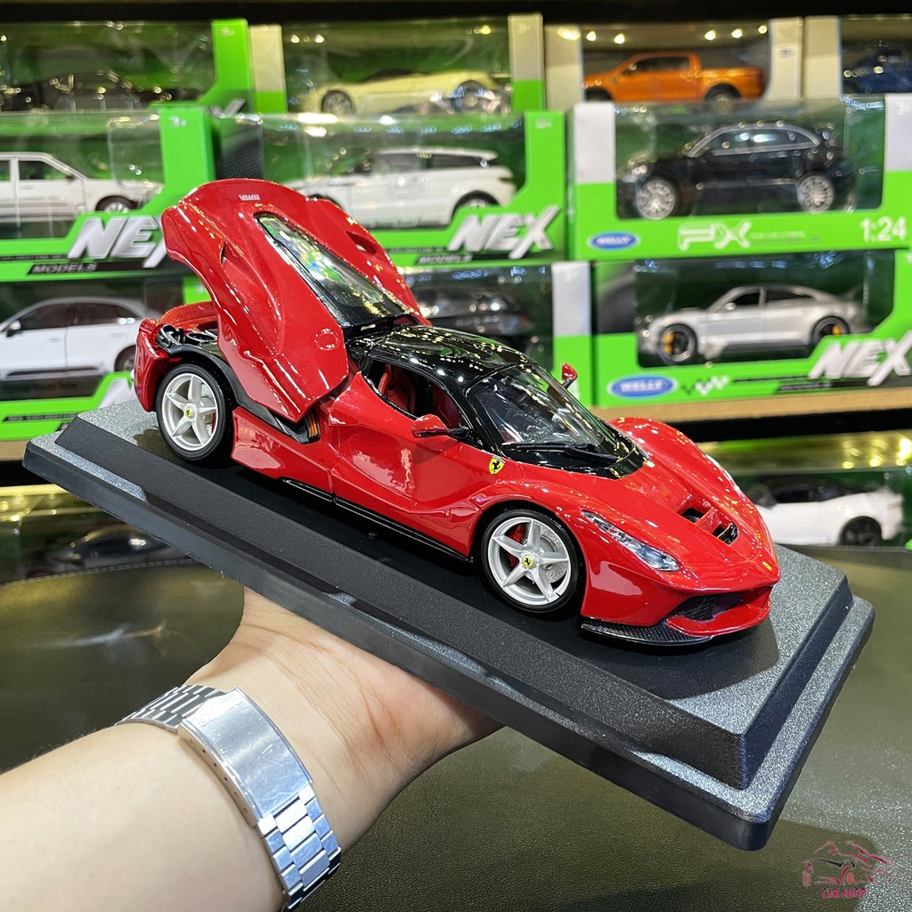 Xe mô hình siêu xe Ferrari LaFerrari tỉ lệ 1:24 hãng Burago màu đỏ