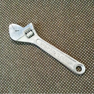 Mỏ Lết Thép Si Mờ Size 6 Inch Dài 15cm