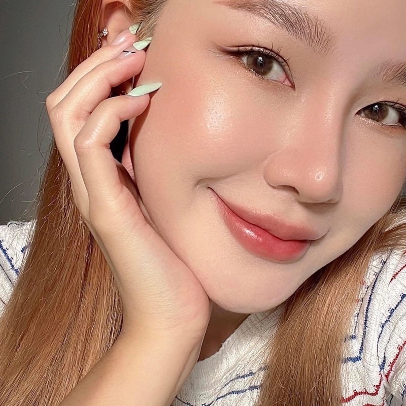 Phấn 𝐇𝐢𝐠𝐡𝐥𝐢𝐠𝐡𝐭 𝐃𝐢𝐨𝐫 𝐅𝐨𝐫𝐞𝐯𝐞𝐫 𝐂𝐨𝐮𝐭𝐮𝐫𝐞 𝐋𝐮𝐦𝐢𝐧𝐢𝐳𝐞𝐫 phiên bản Limited 2022