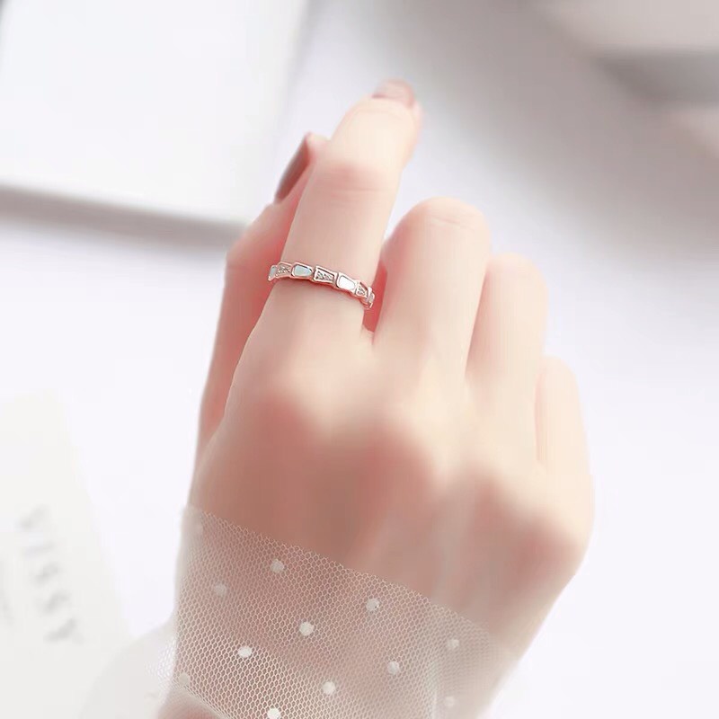 Nhẫn nữ CDE Serpenti Viper Rose Gold CDE8047