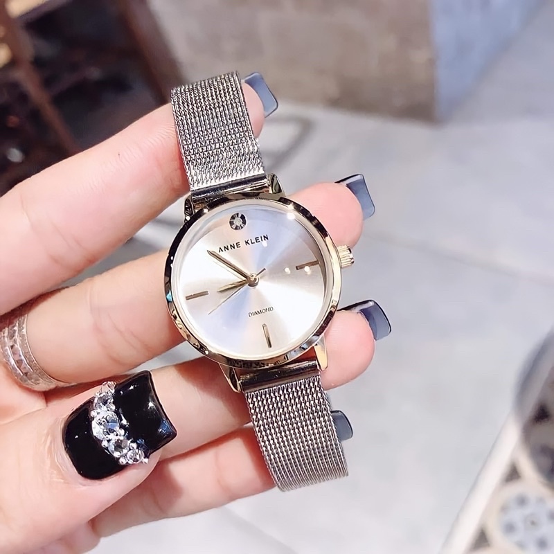 Đồng hồ nữ ANNE KLEIN model AK/3547SVRT dây mesh tone bạc silver trẻ trung