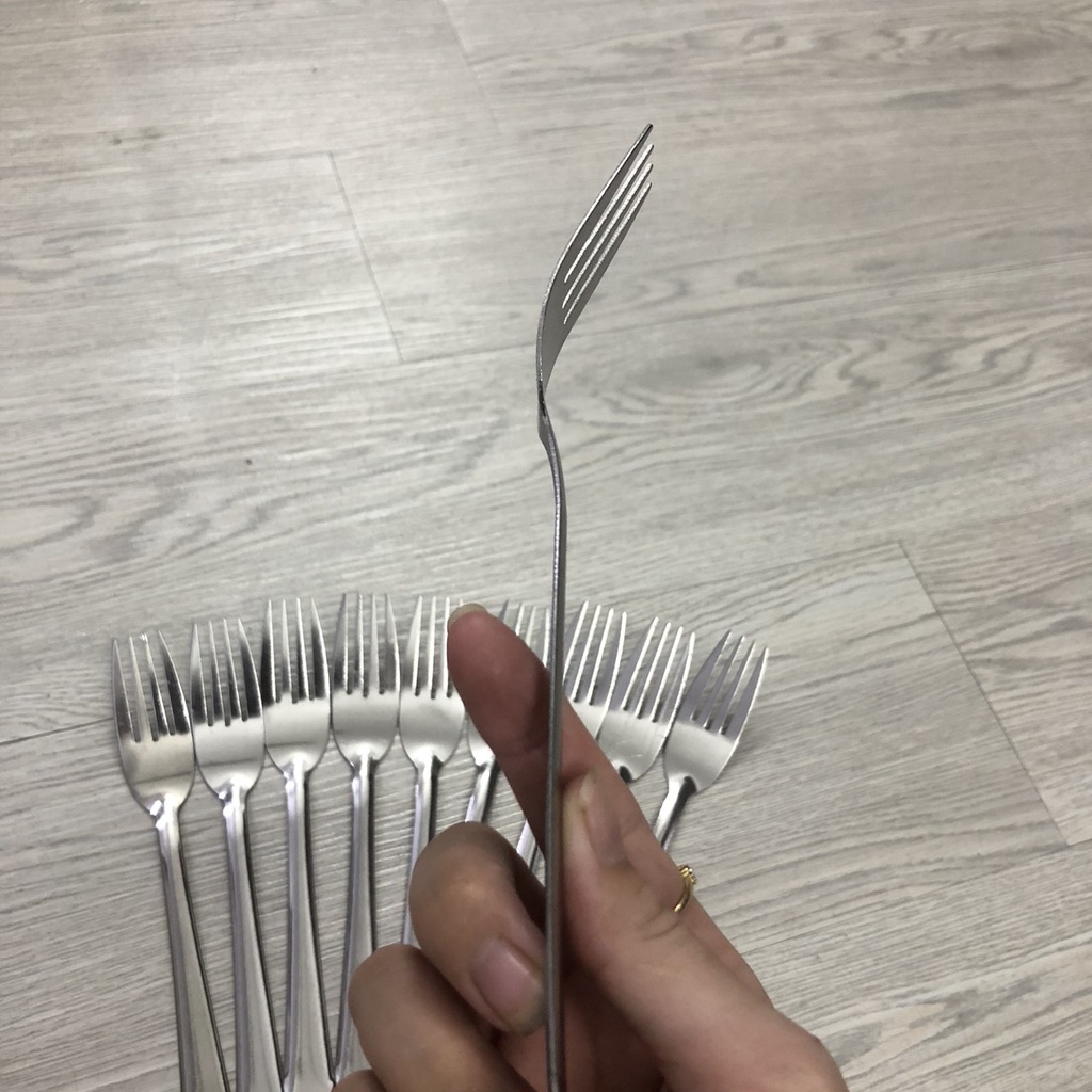 Nĩa ăn bằng thép - Nĩa ăn hoa quả bằng thép không rỉ