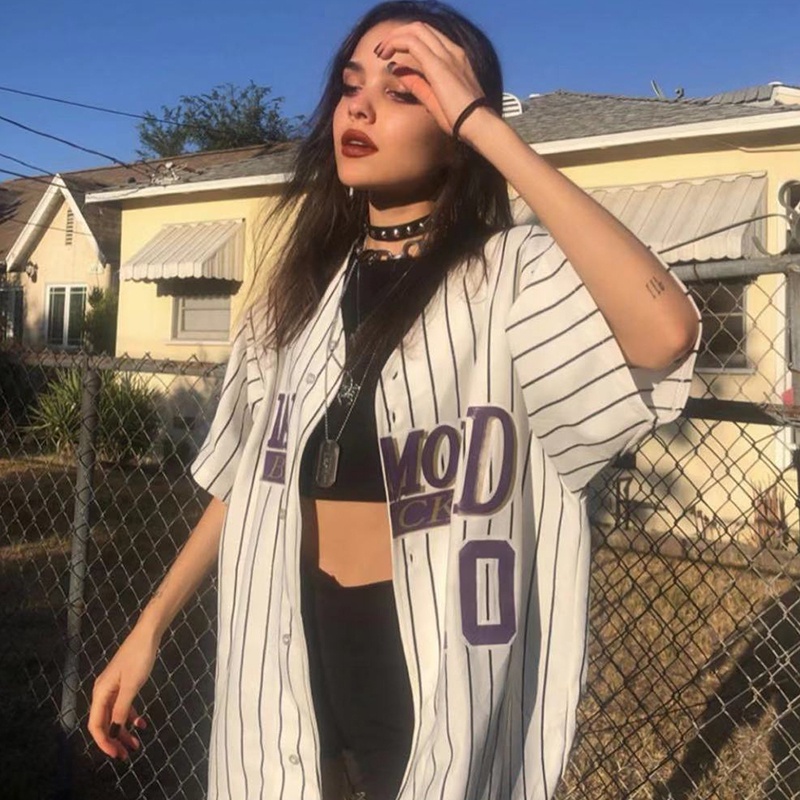 Áo bóng chày sọc kẻ đen trắng, in chữ - Phong cách Unisex, StreetWear