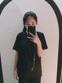 Áo phông trơn form rộng unisex