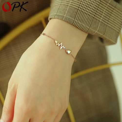 Lắc Tay Nhịp Tim Titan Ko Đen TT 3188