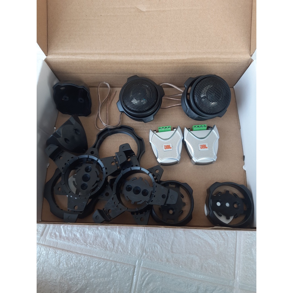 Loa treble ô tô JBL GT017T 150W độ âm thanh cực chất cho xế yêu.