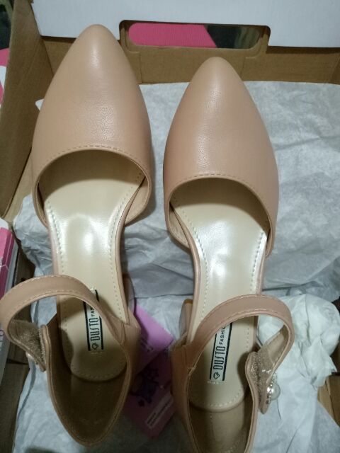 Giày dép Dusto chuẩn