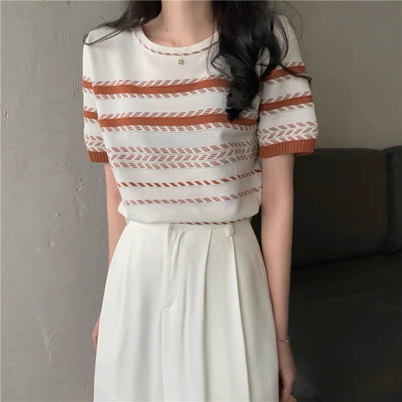 Áo len xương cá kiểu dáng Hàn Quốc