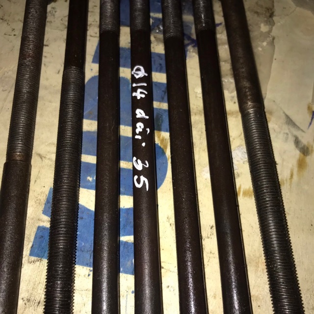 Sản phẩm gia đình làm: BLXT Phi 12 dài 35cm đen rin