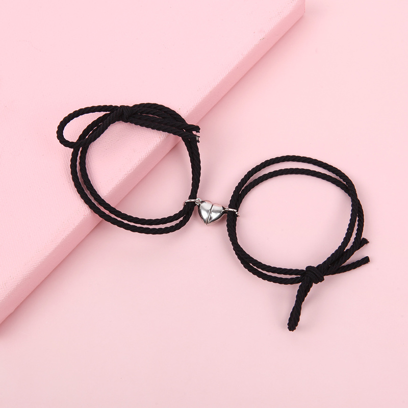 Set 2 vòng tay dây thừng mặt hình trái tim từ tính thời trang cho cặp đôi