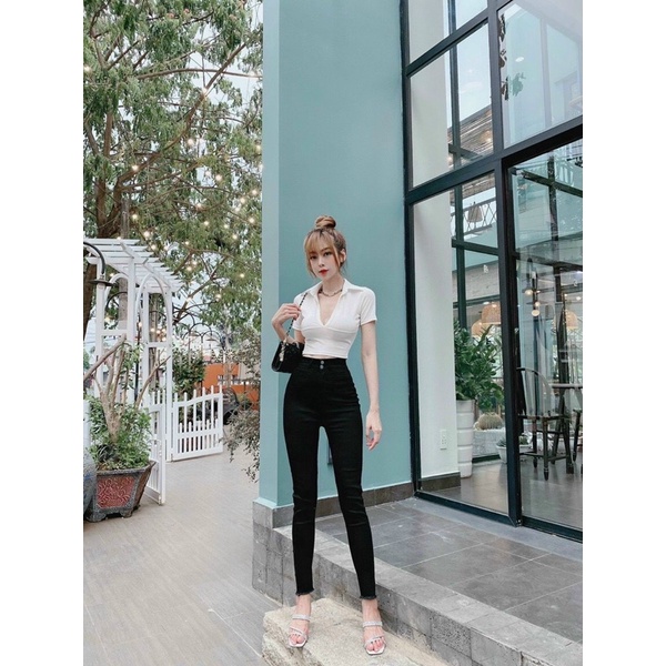 Quần jean đen dáng ôm hai túi