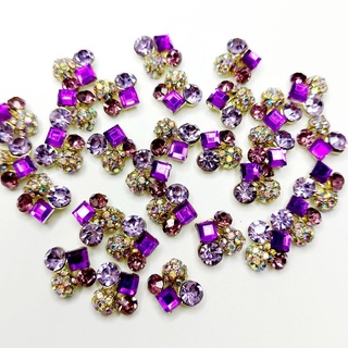 Charm cụm đá tím mã 63 .