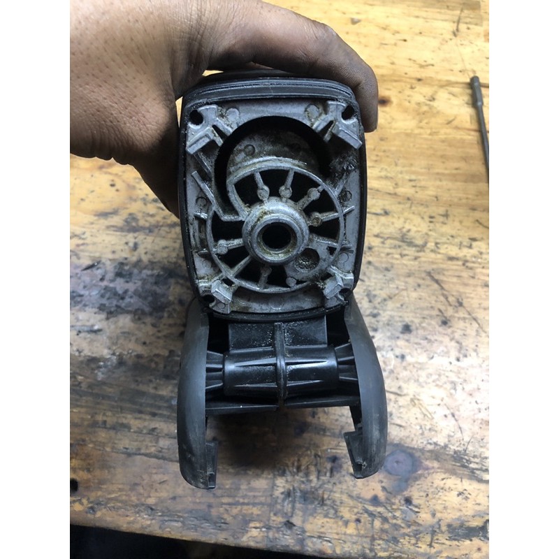 Cụm búa khoan bê tông Dewalt 24V .