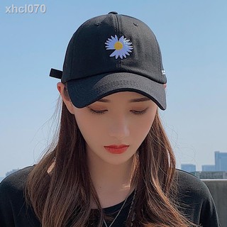 MŨ NÓN LƯỠI TRAI HOA CÚC ĐEN UNISEX