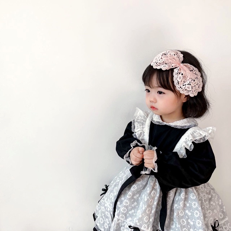Cài tóc nơ ren cổ điển kiểu Pháp cho bé gái