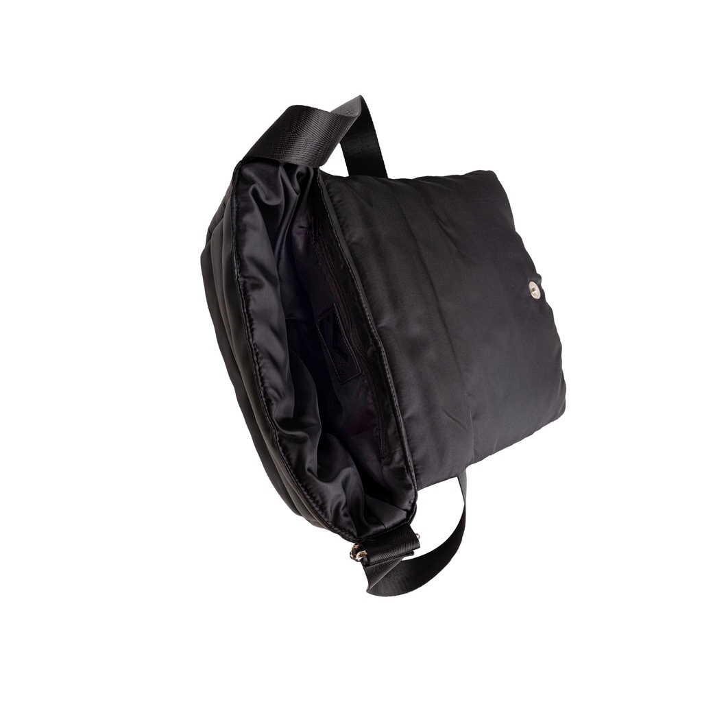 Túi đeo chéo vải nylon chần bông thương hiệu Aesir Studios