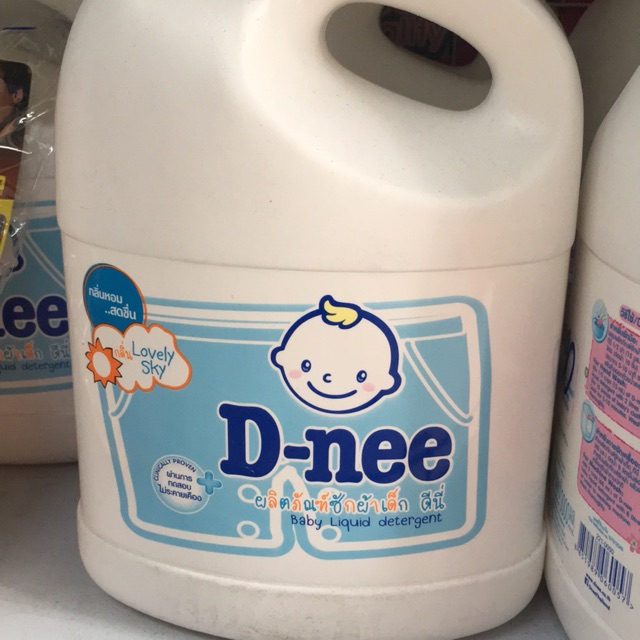 Nước giặt D Nee
