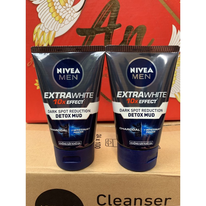 Sữa rửa mặt sáng da và mờ thâm mụn dành cho nam Nivea Men Extra White Dark Spot Reduction 100g (bùn xanh)