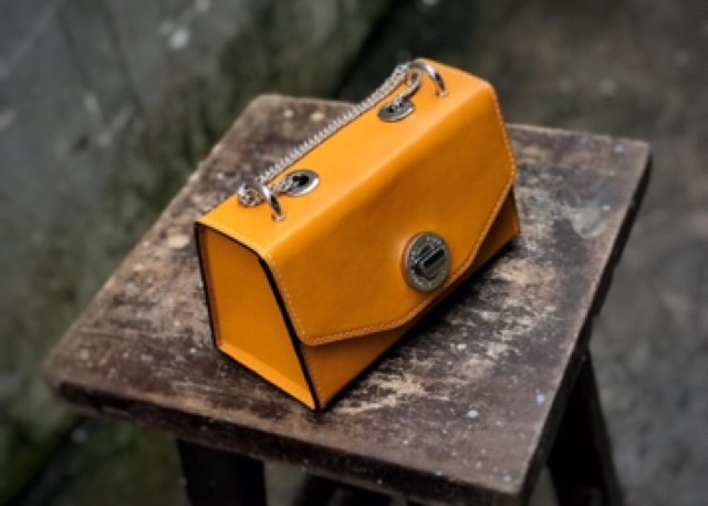 Túi nữ thiết kế - Túi da bò handmade cao cấp