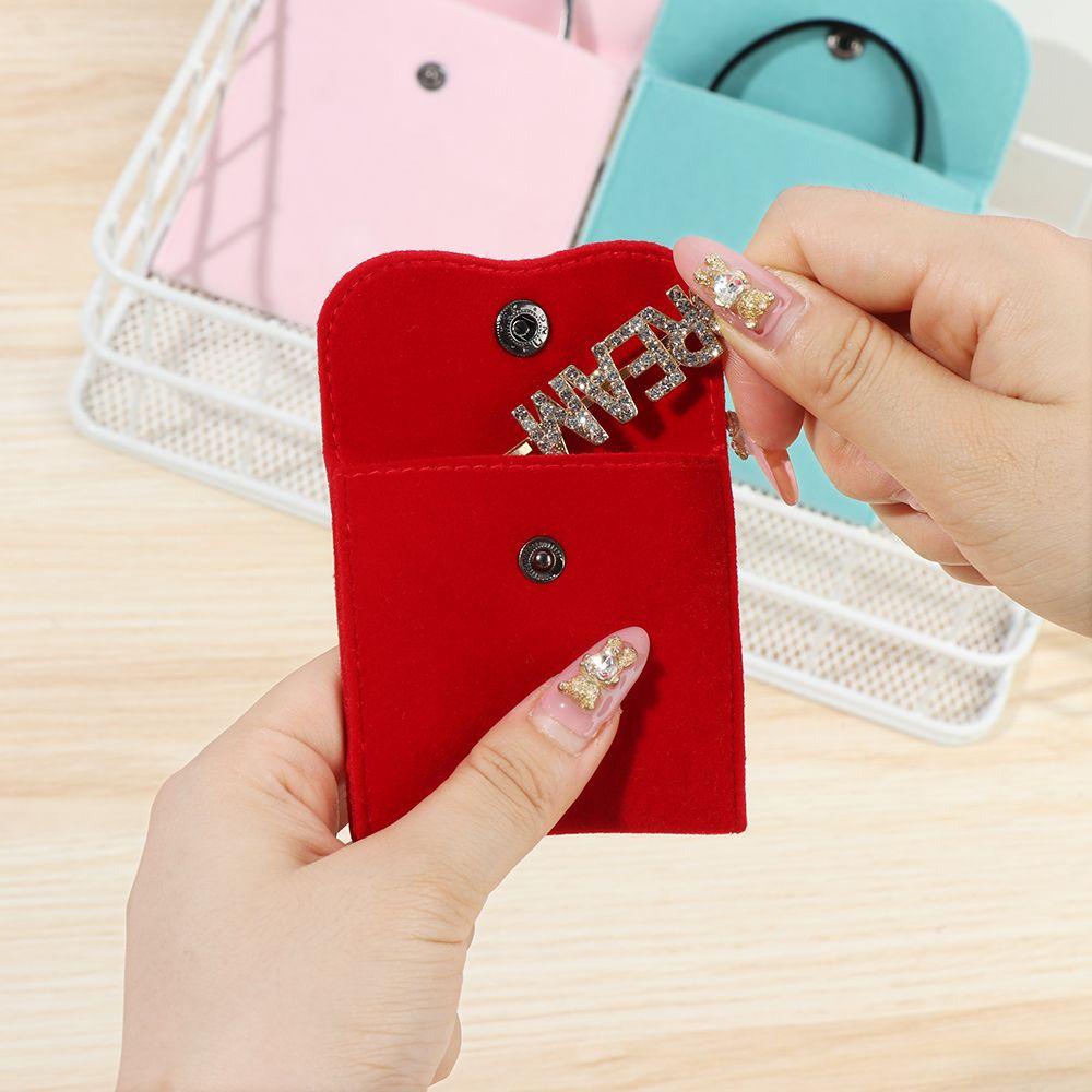 Túi Nhung Đựng Trang Sức Có Khóa Cài Màu Tối Sang Trọng