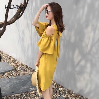 Đầm khoét vai