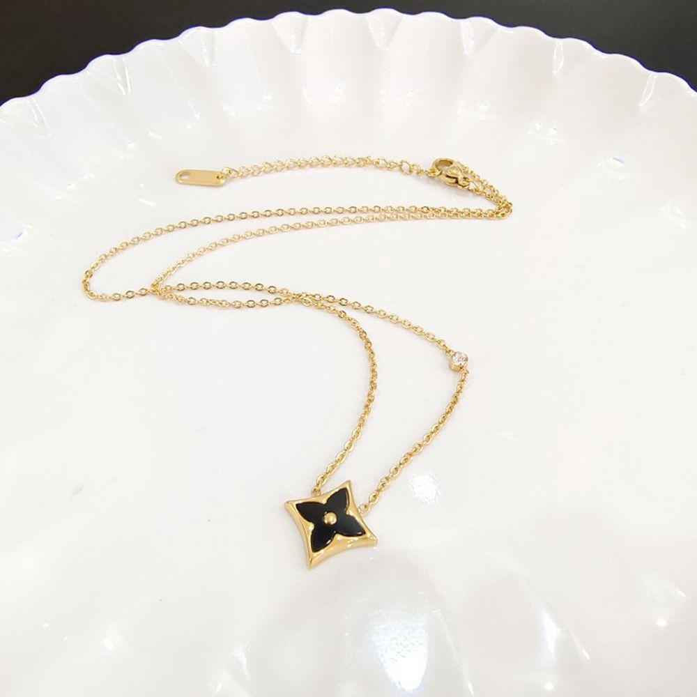Vòng Cổ Choker Mặt Vỏ Sò Phong Cách Retro Cá Tính Dành Cho Nữ