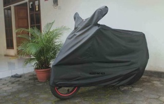 Bạt phủ xe máy có tai
