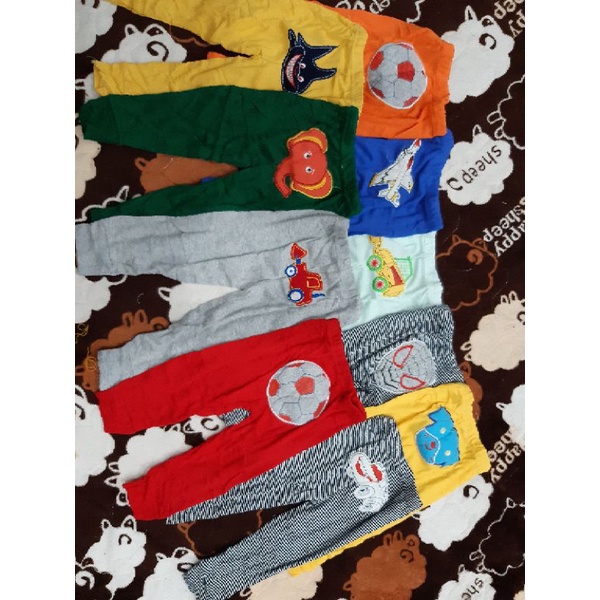 quần chục mông thú thêu