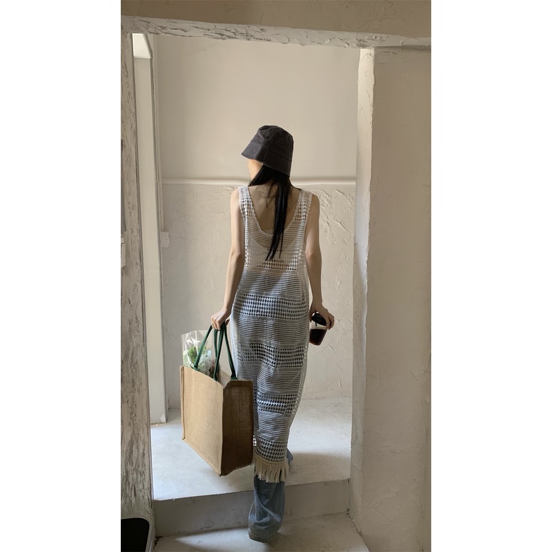Váy lưới trắng dáng dài dệt kim lưới rỗng tua rua phong cách retro