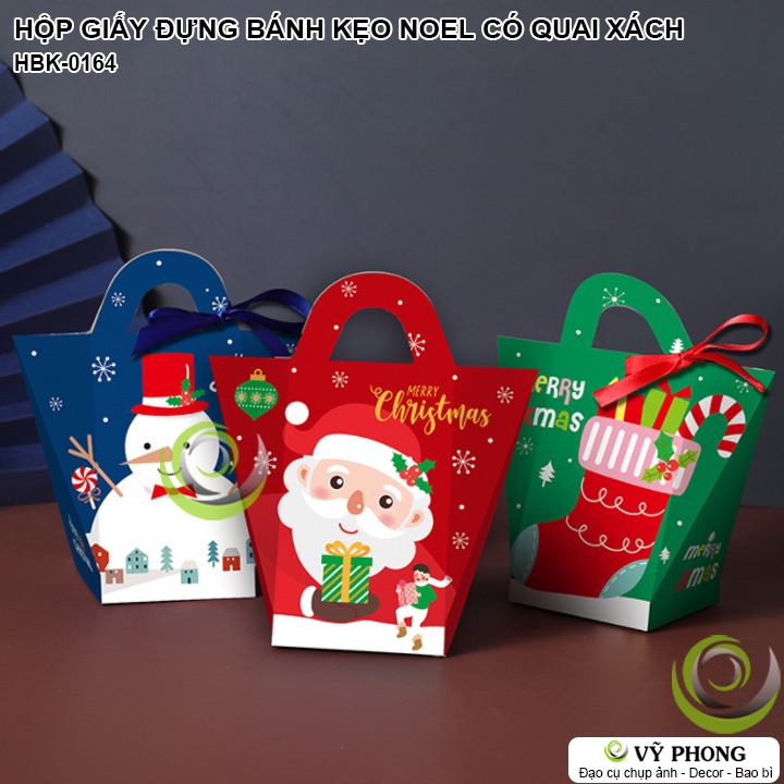 HỘP GIẤY ĐỰNG BÁNH KẸO NOEL GIÁNG SINH CÓ QUAI XÁCH HÌNH CHIẾC TÚI HỘP ĐỰNG QUÀ CHRISTMAS PHONG CÁCH HÀN HBK-0164
