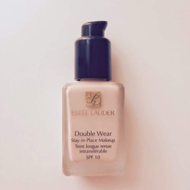 Vòi lấy kem nền Estee Lauder | BigBuy360 - bigbuy360.vn