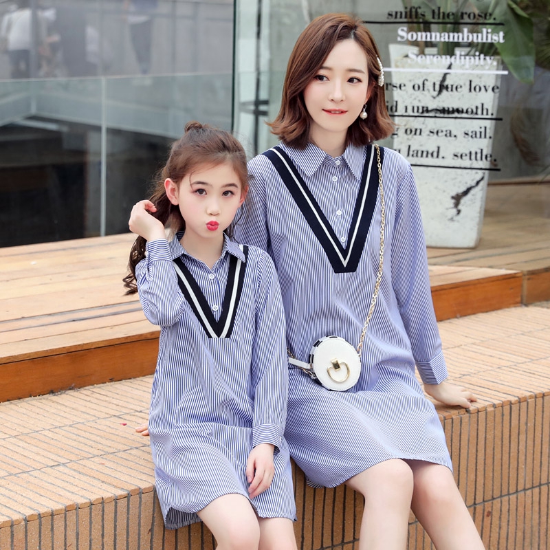 Set váy cho mẹ và bé cổ sơ mi, kẻ sọc trẻ trung và năng động