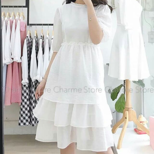 Váy trắng