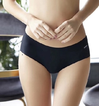 Quần lót lụa băng hợp thời trang cho nữ