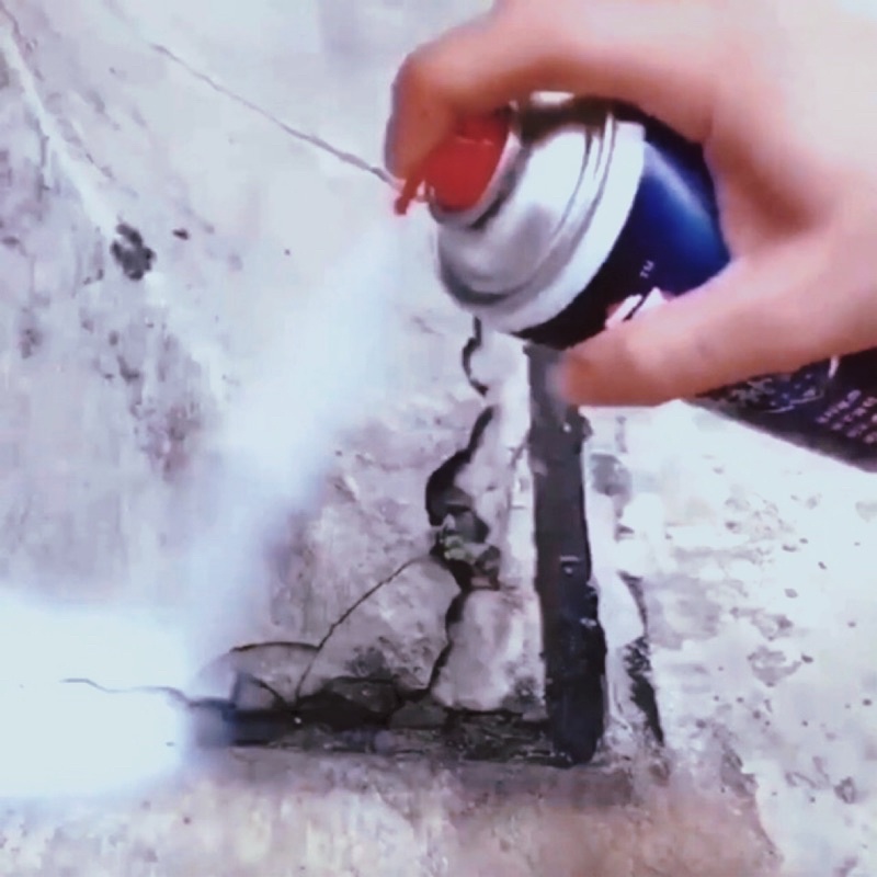 Bình Xịt Chống Thấm Nhật Bản 750ml Màu Trắng - Chai Xịt Chống Dột - Lọ Chống Thấm