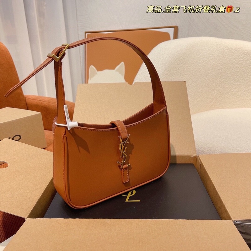 Túi xách ýsl kẹp nách sz 26 chất da thật hàng 2 box