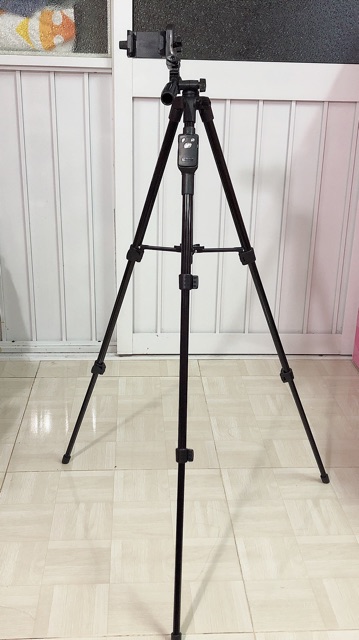 Tripod VCT 5208 Yunteng Có remote điều khiển