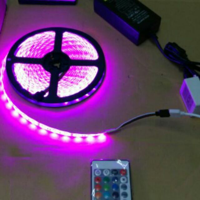 Bộ Đèn + Remote - Led đổi màu RGB - 5050 ( không có nguồn )