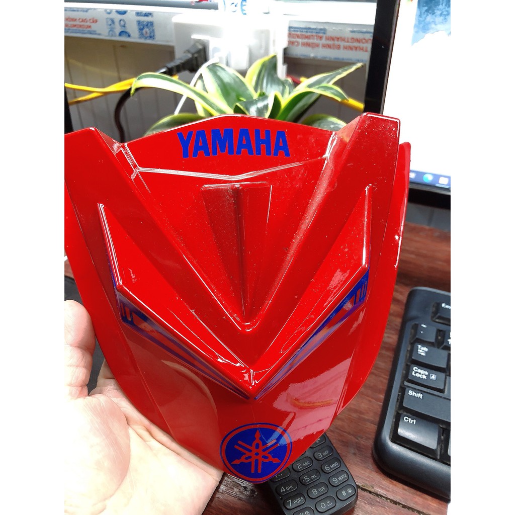 Mào ốp đầu xe máy Yamaha