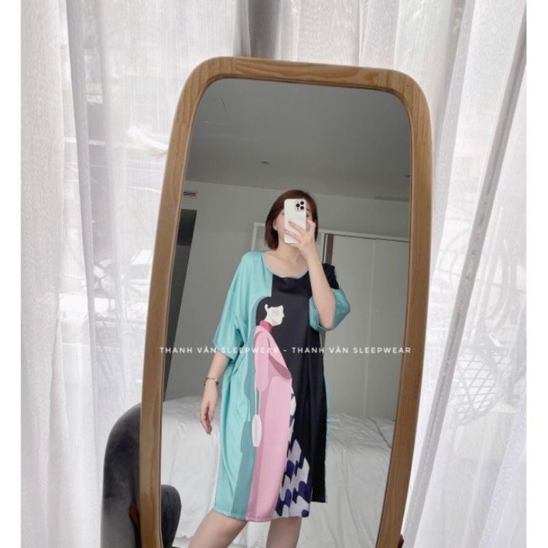 Đầm pijama đầm ngủ dê thương dài qua gối , chất liệu vải lụa satin mềm mịn mặc rất mái thoải mái , free size 45kg-70kg