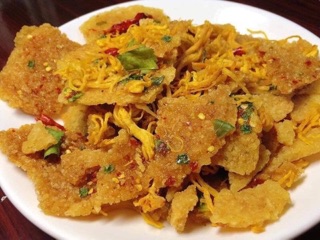 Cơm cháy lắc khô gà hũ 500g