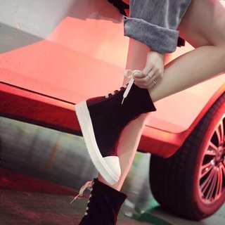 Giày cao cổ da lộn đan dây