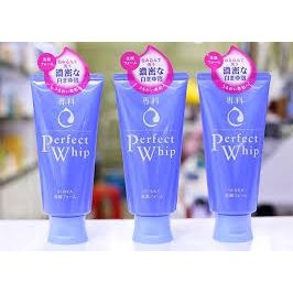 Sữa rửa mặt tạo bọt chiết xuất tơ tằm trắng Senka Perfect Whip (xanh dương) | BigBuy360 - bigbuy360.vn