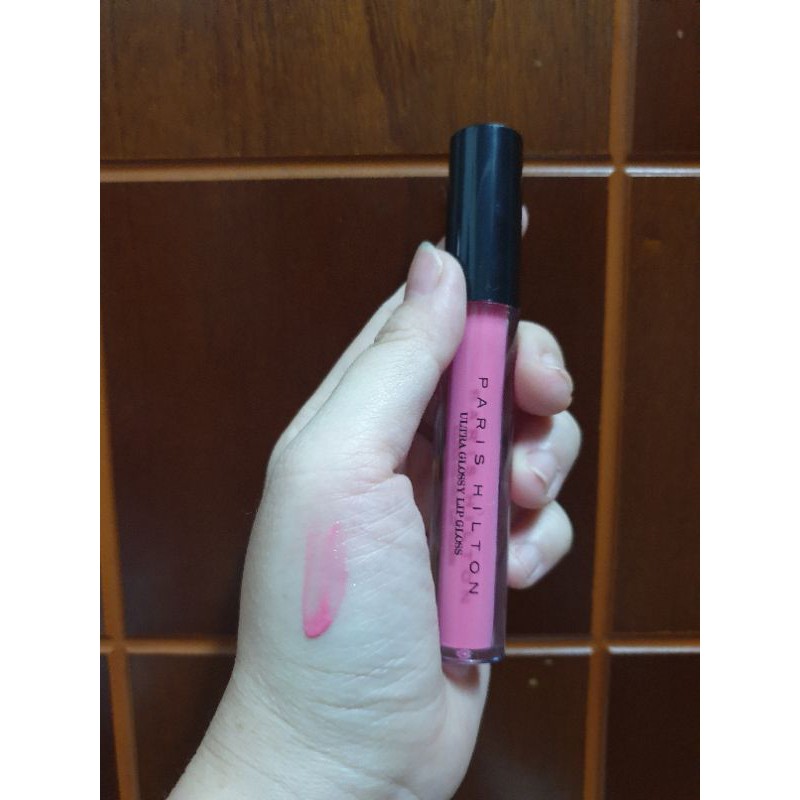 Set 4 màu son thương hiệu  Paris Hilton USA không trôi..